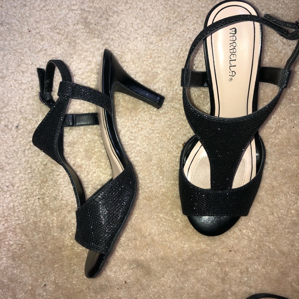 Heels - Picture 2 of 4